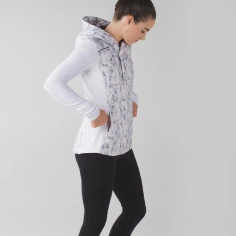 Lululemon Fluff Off Pullover Stained Glass Love White Neutral Blush - Picture 3 of 10